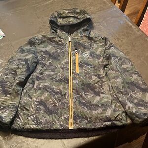 ZeroXposur Boys Camouflage and Black Fleece REVERSIBLE Winter Coat, 14/16